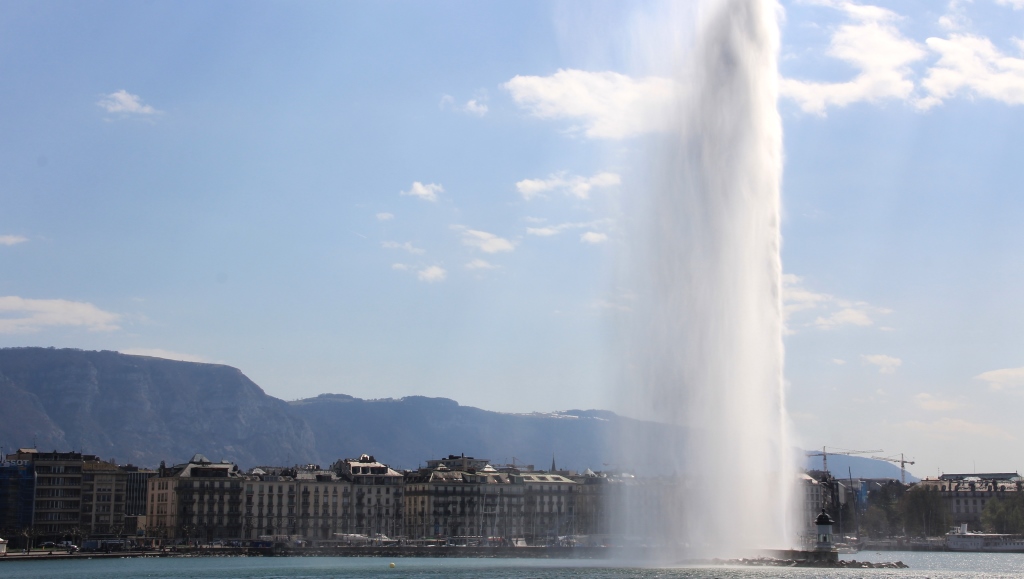 Jet d'eau - 460x260 - Small.jpg