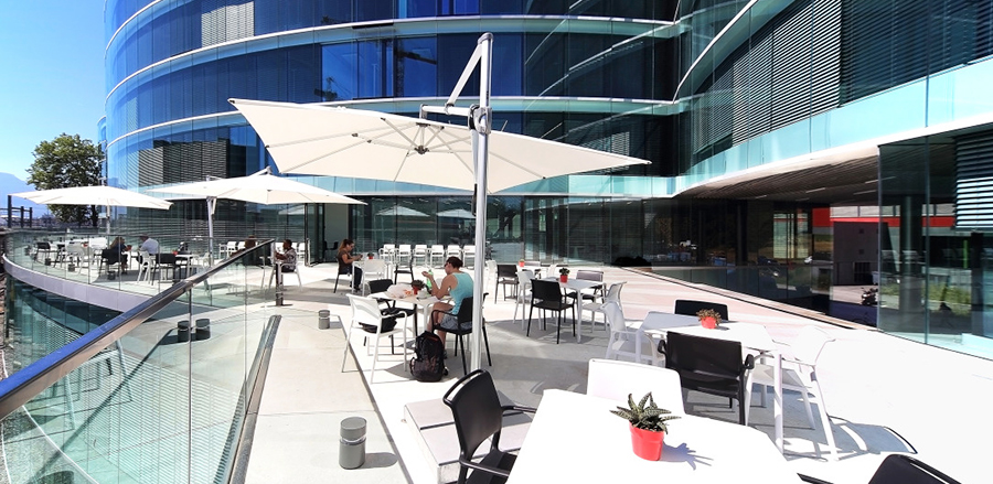 venues_cafet1.jpg